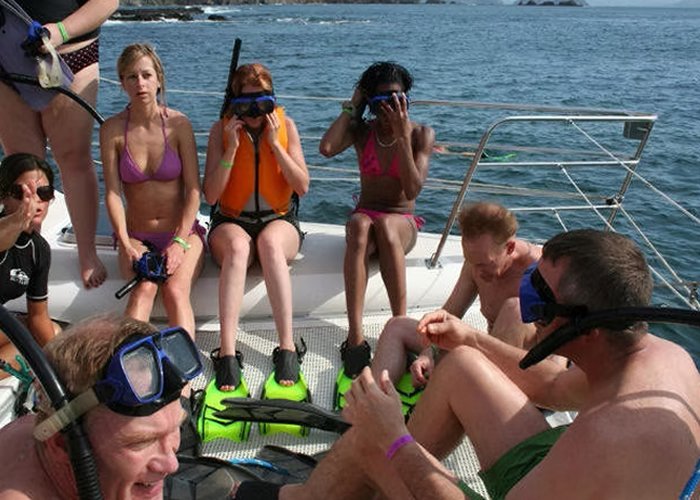 Catamaran Snorkelling  - Sunset &  Scuba Diving Tours!