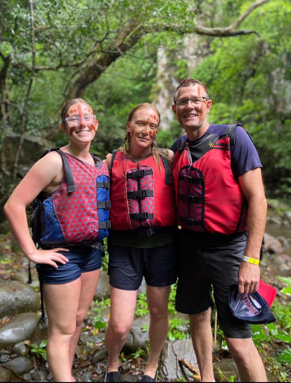 The Leona Waterfall hike & Swimming Experience - Image 12
